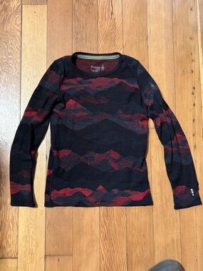 Smartwool Kids Black and Red Crewneck Top